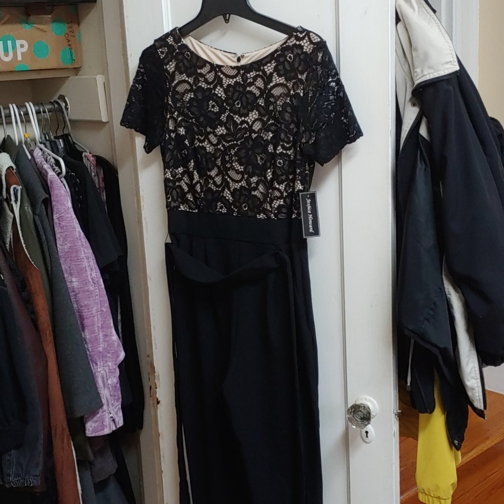 Jessica Howard jumpsuit nwt